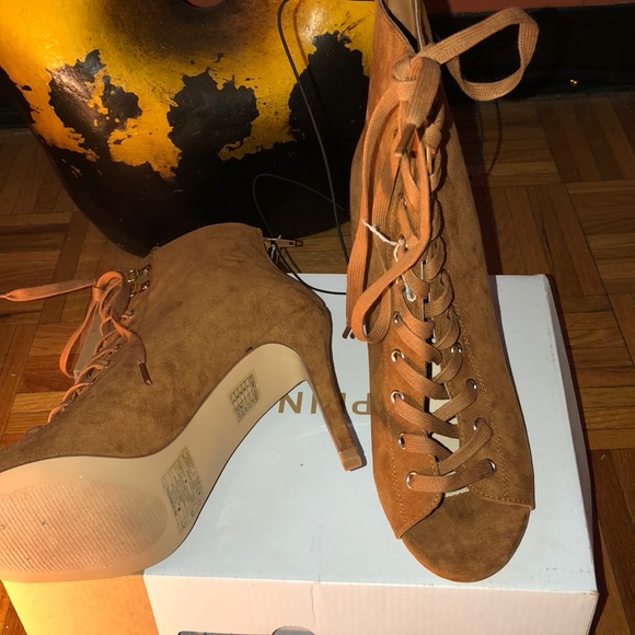 Suede sexy boots - Picture 3 of 8